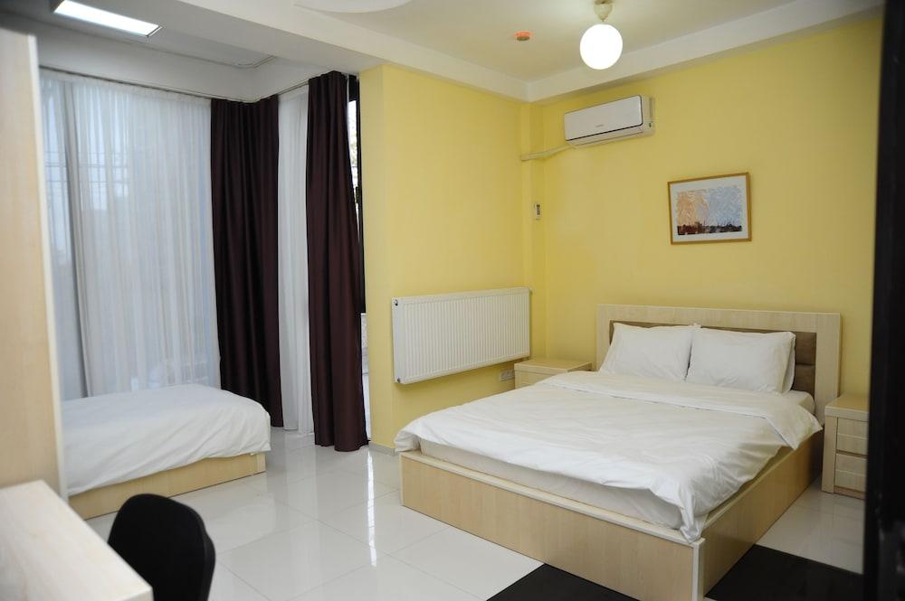 Siesta Hotel Tbilisi Exterior photo